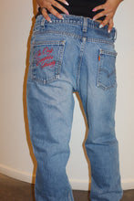 Load image into Gallery viewer, VINTAGE JEANS 505 STRAIGHT LEG JEANS